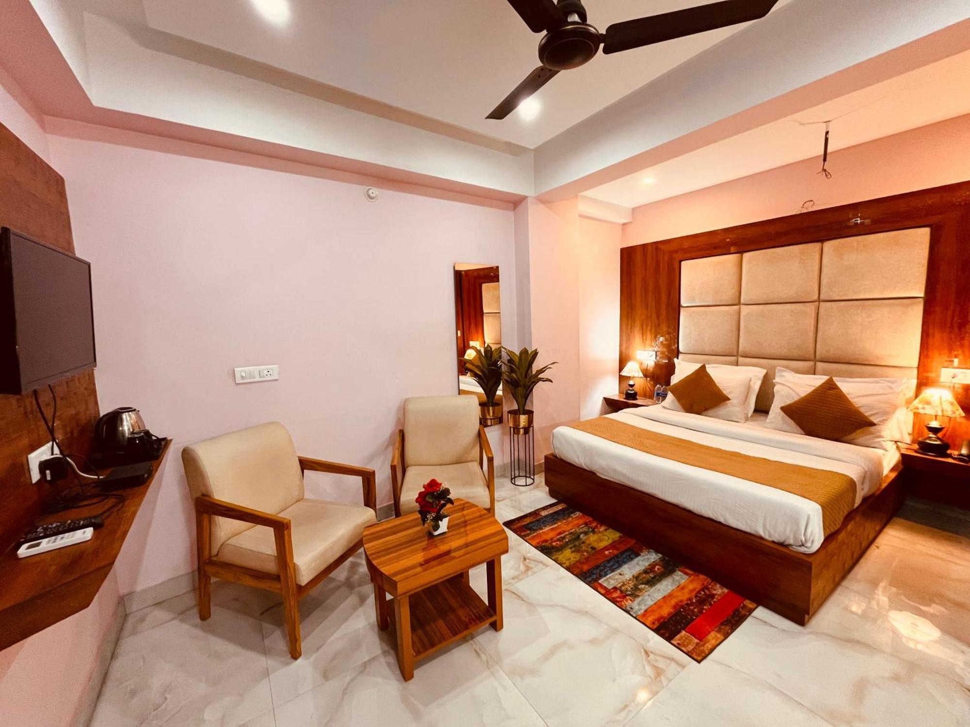 Hotel Golden Temple View By La Casa, Amritsar #Top Rated #Most Awarded #Swimming Pool #Prime Location #Luxury Rooms #Parking #Rooftop Cafe Zewnętrze zdjęcie